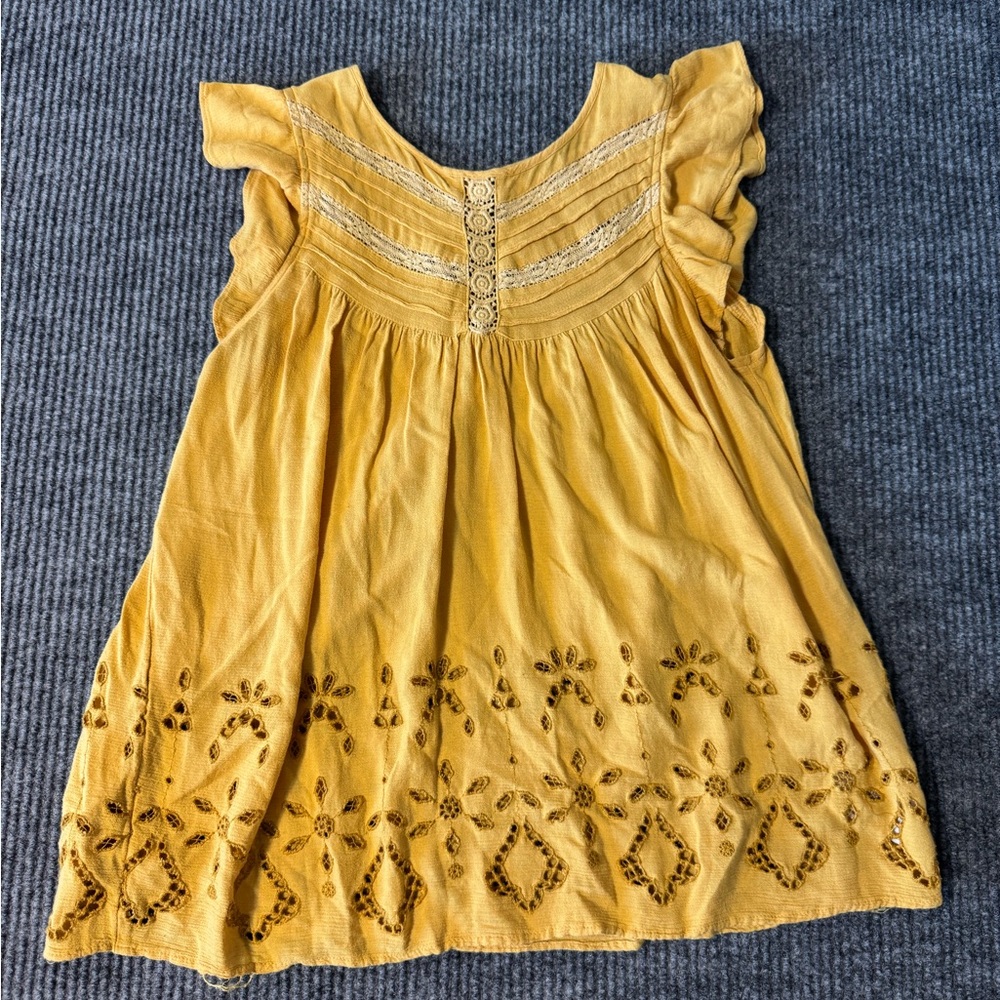 American Eagle Women's Yellow Embroidered‎ eyelet sleeveless top size medium